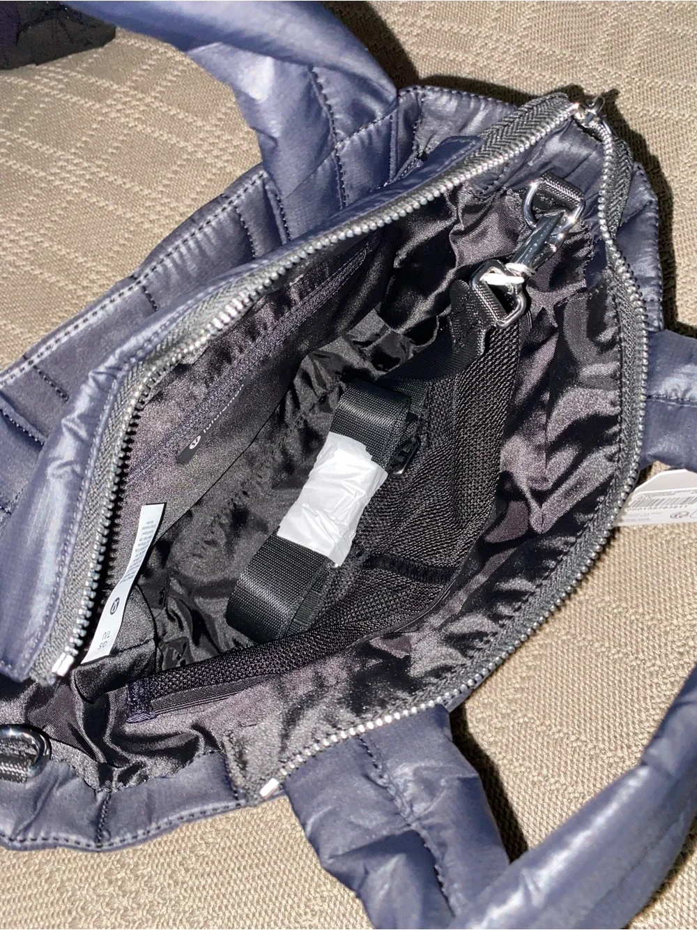Lululemon mini tote